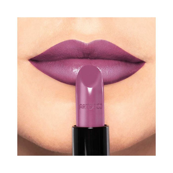 Artdeco Perfect Color Lipstick 944 Charmed Purple. Huulepulk 4g