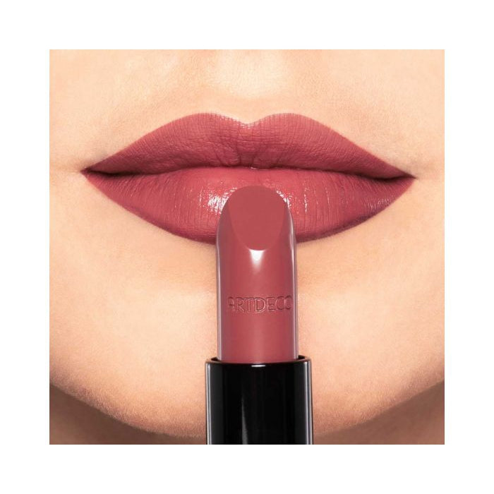 Artdeco Perfect Color Lipstick 881 Flirty Flamingo. Huulepulk 4g